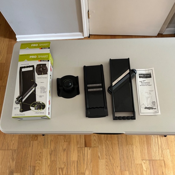 PROSmart Mandoline Slicer - Picture 2 of 3